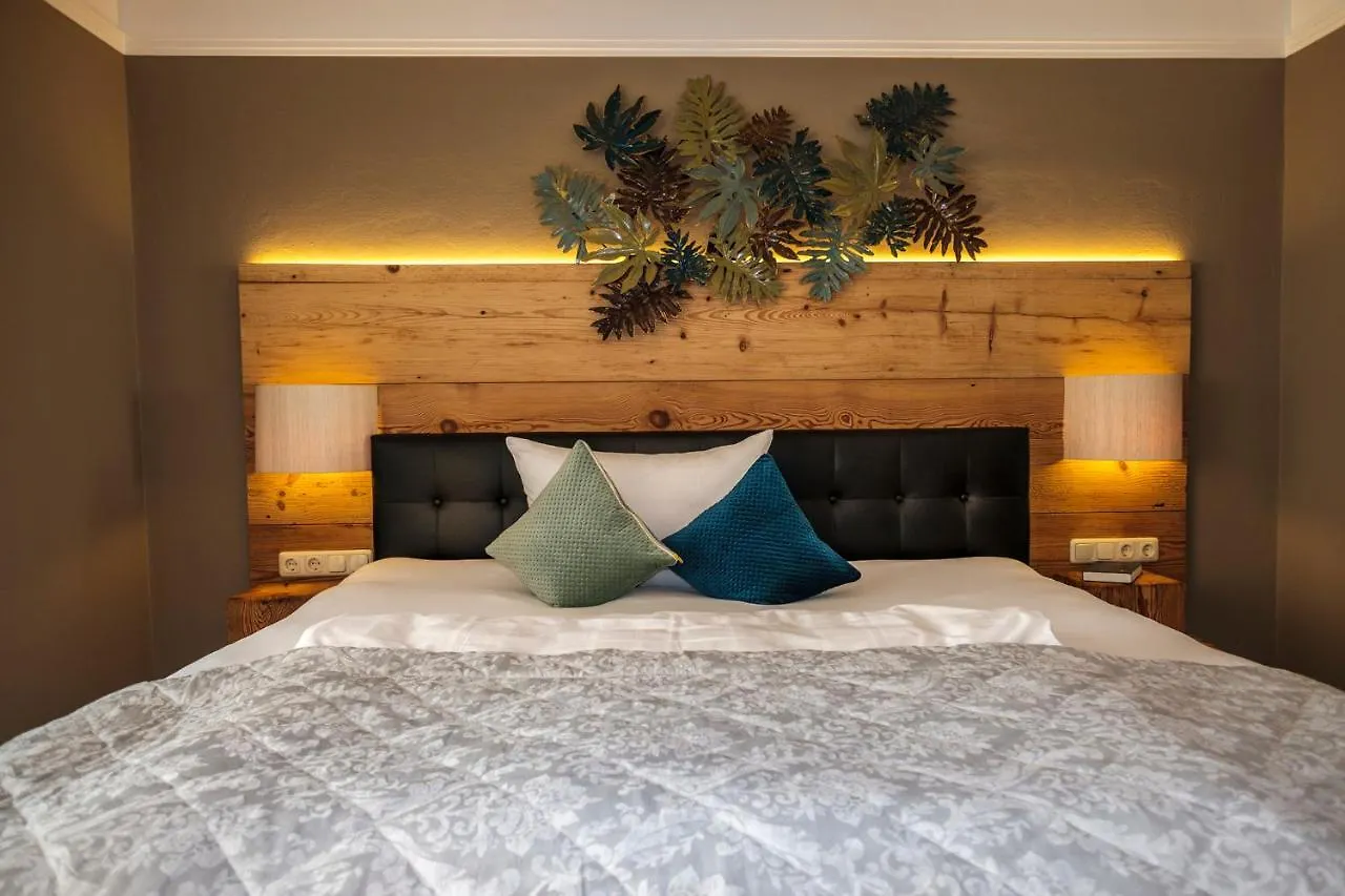 Otel Gartenhotel Salzach Burghausen